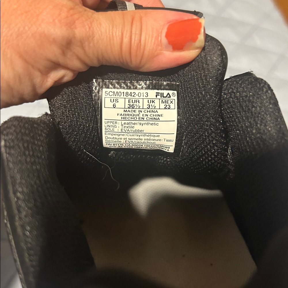 Fila Monochrome Platform Sneakers - Picture 5 of 5